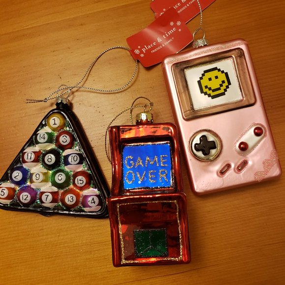 3 Christmas Ornaments Game Theme NWT! - Picture 8 of 8